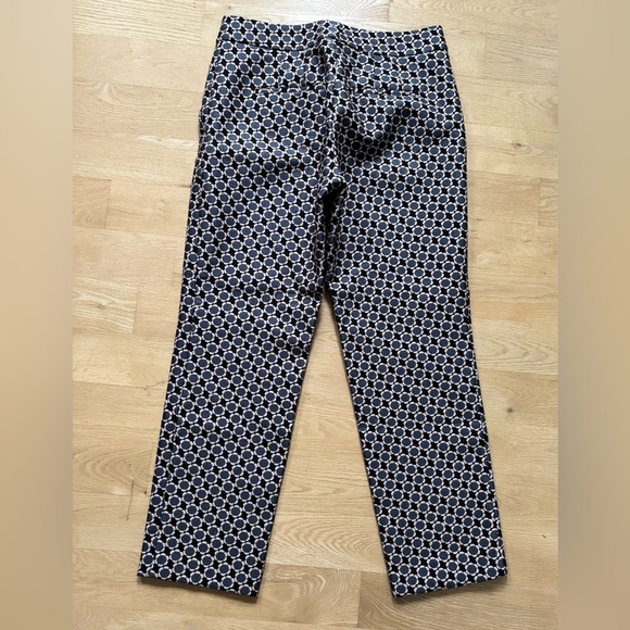 Ann Taylor Kate fit cropped tailored pants flower pattern - Picture 7 of 8